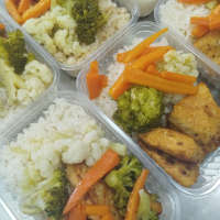 Arroz i, peixe e legumes P