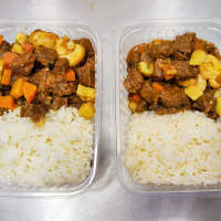 Arroz branco e picadinho P